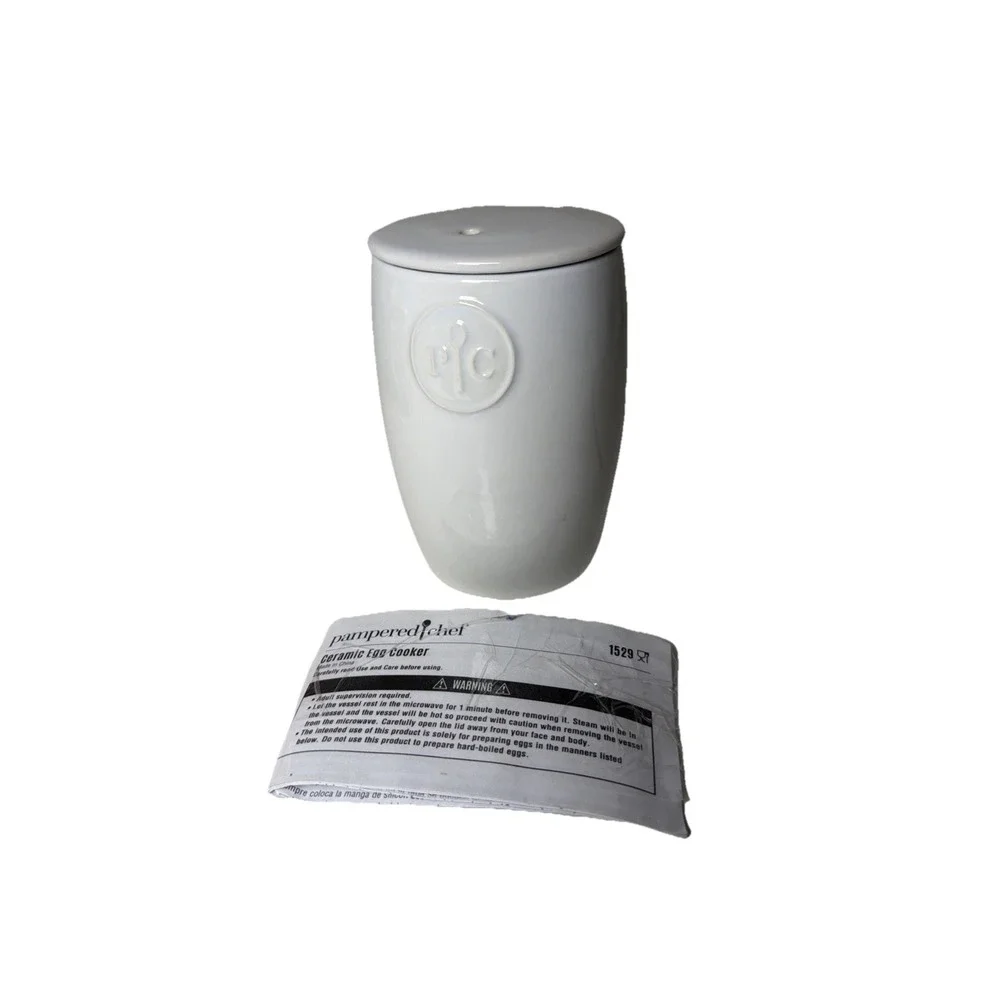 Pampered Chef Ceramic Egg Cooker Mug - White No Sleeve With Lid